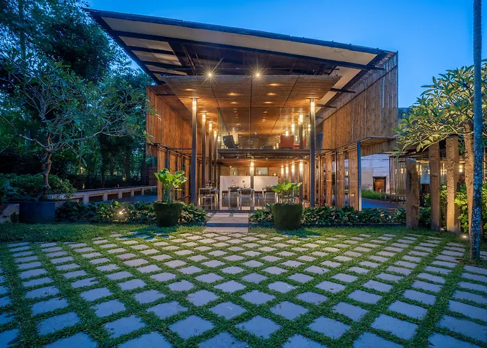 Kayumanis Private &