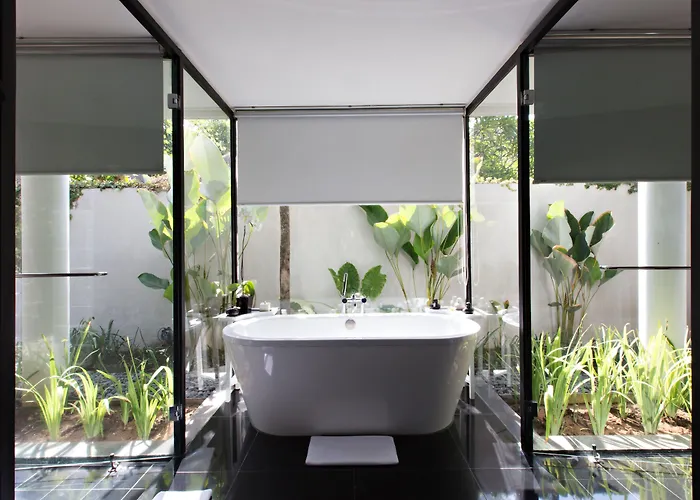Kayumanis Private &