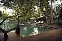 Kayumanis Private &